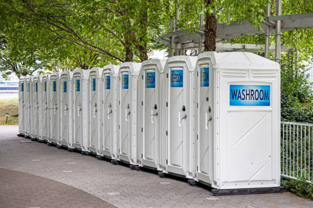 Affordable portable toilet rental in Gardner, IL